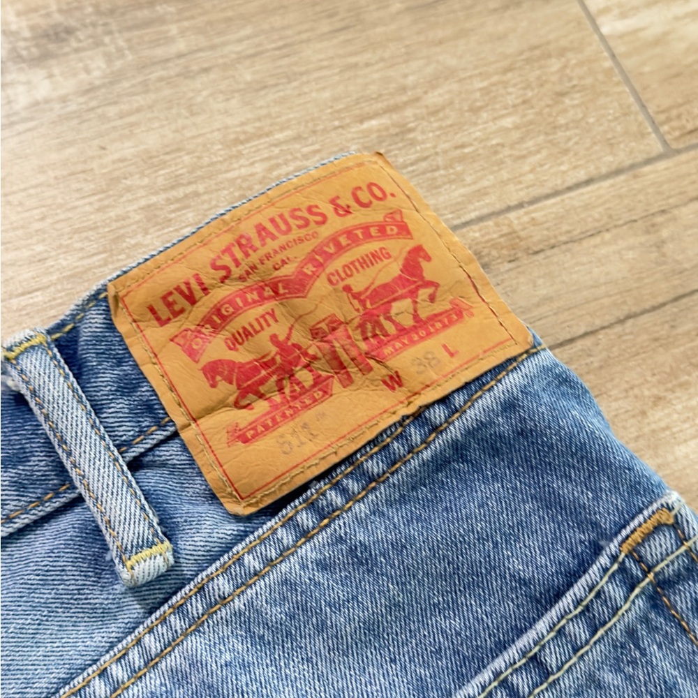Levi's Blue Denim Jean Shorts - Picture 3 of 3